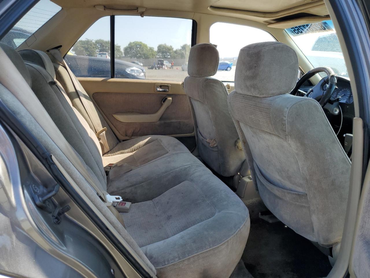 1990 Honda Accord Ex VIN: 1HGCB7668LA188410 Lot: 82287755