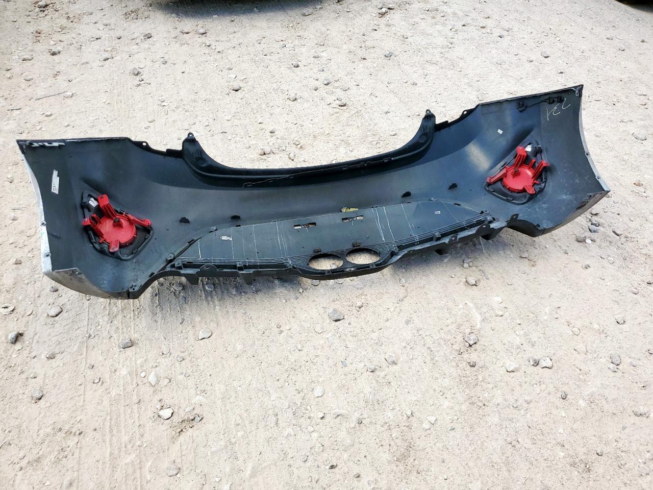 2015 Hyundai Veloster Turbo VIN: KMHTC6AE6FU226266 Lot: 82300905