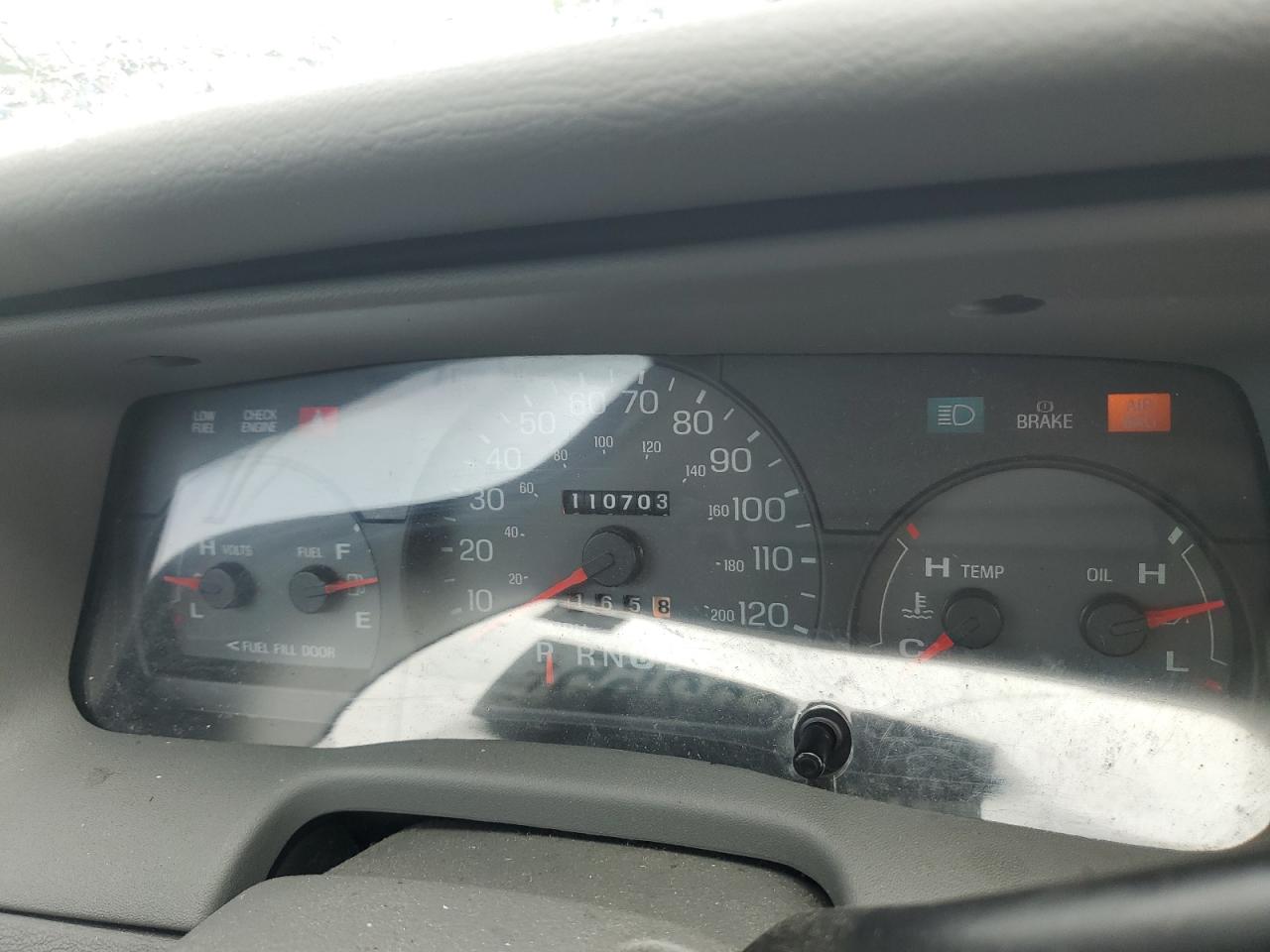 2003 Mercury Grand Marquis Gs VIN: 2MEFM74WX3X686669 Lot: 84960265