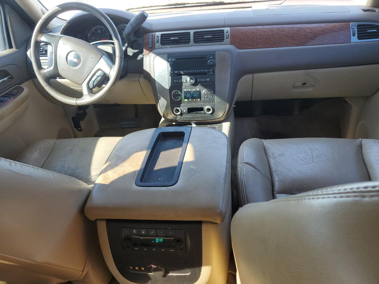 2007 GMC Yukon VIN: 1GKFC13J27J131841 Lot: 86123095