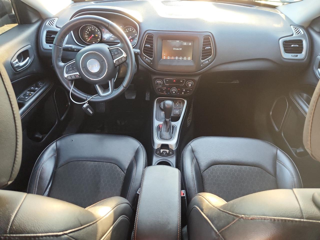 2017 Jeep Compass Latitude VIN: 3C4NJDBB8HT660536 Lot: 82423905