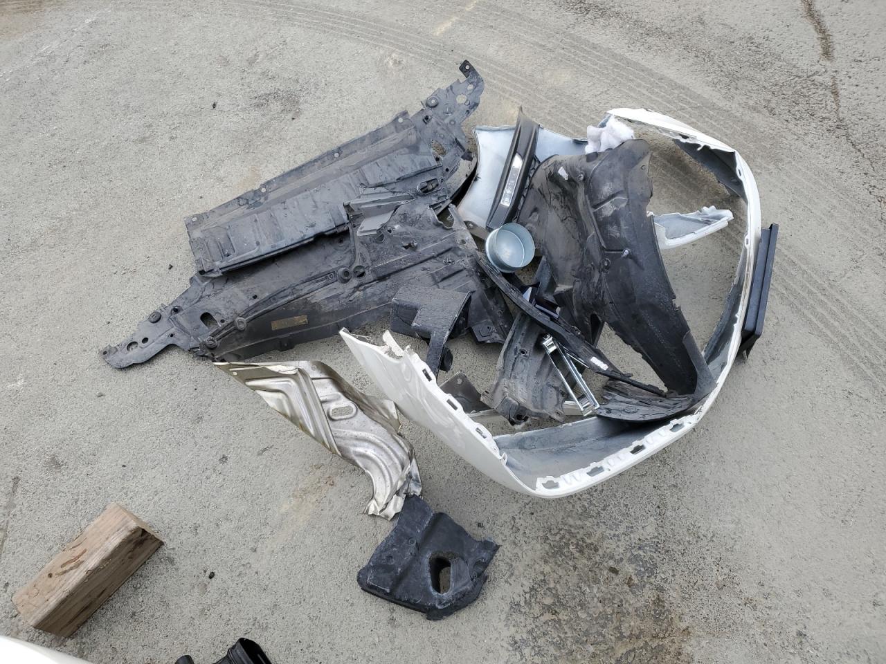 2017 Honda Accord Sport Special Edition VIN: 1HGCR2F10HA215884 Lot: 82266485