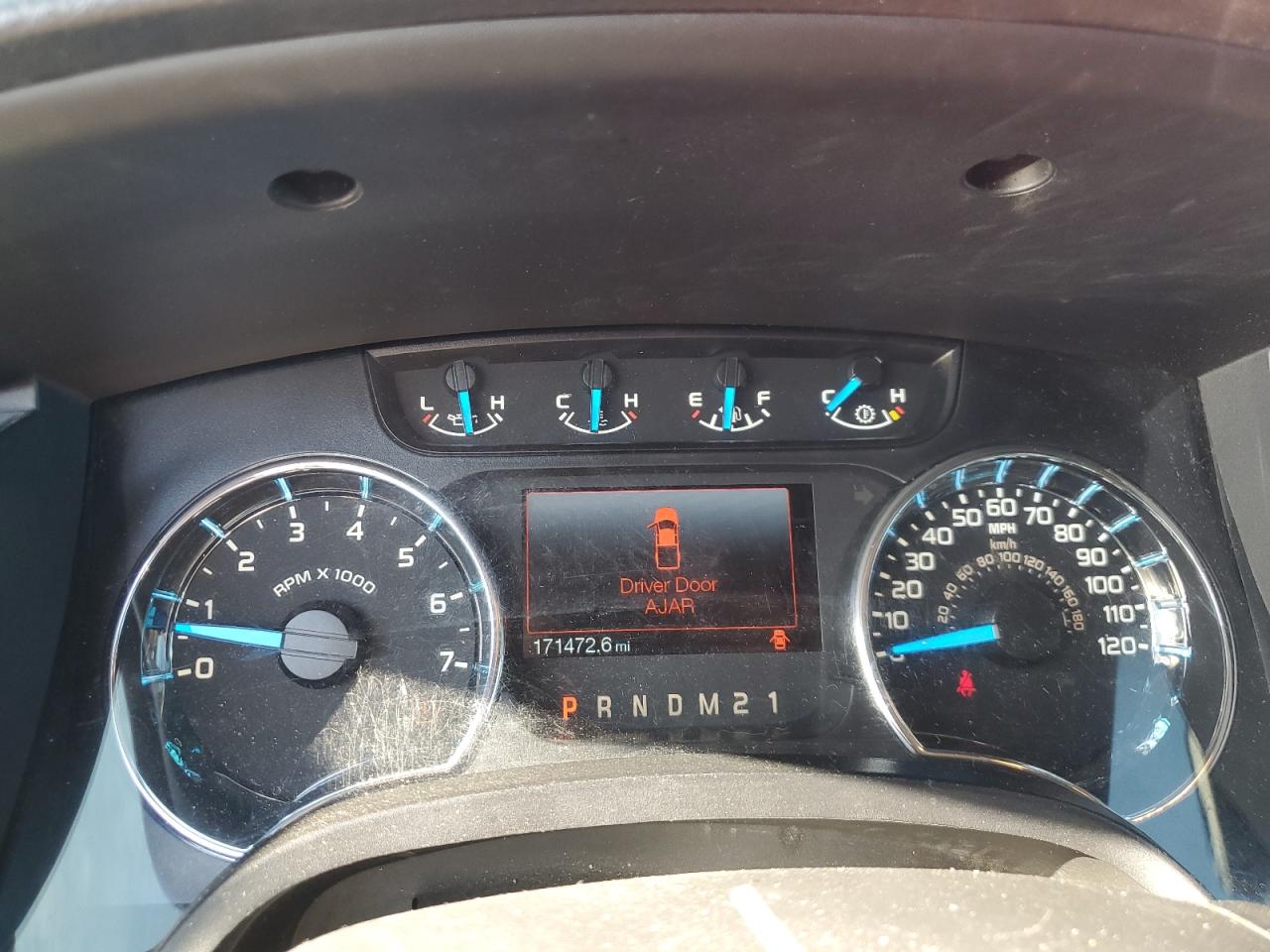 2013 Ford F150 Super Cab VIN: 1FTFX1CF1DFC86729 Lot: 82441855