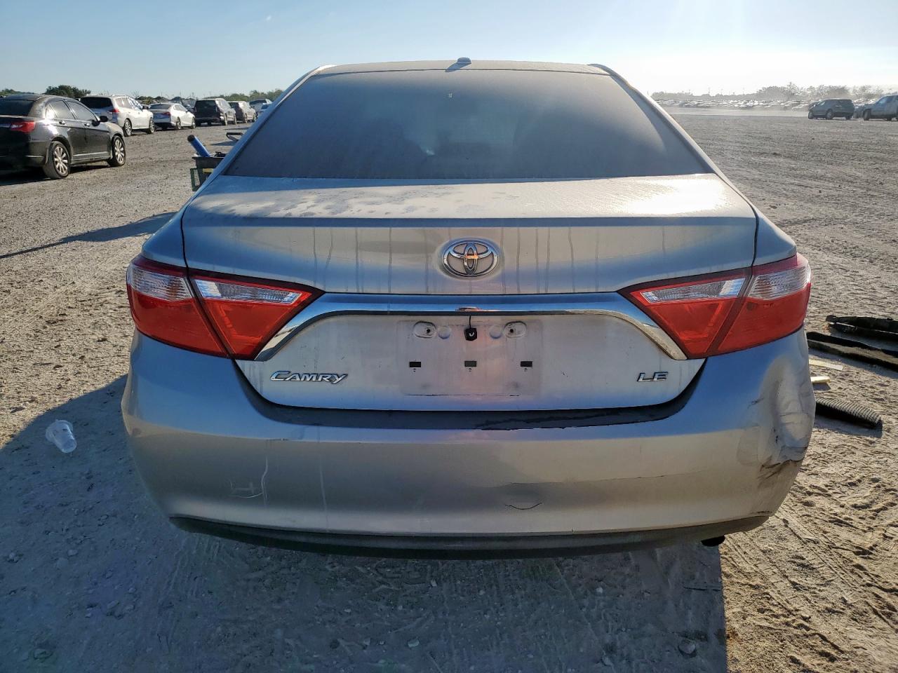 2017 Toyota Camry Le VIN: 4T1BF1FK0HU372797 Lot: 82477345