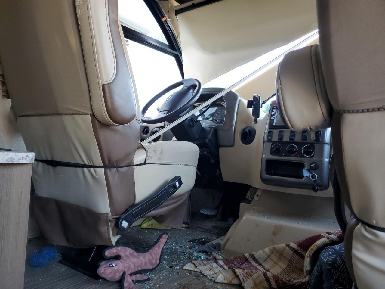 2017 Ford Econoline E450 Super Duty Commercial Stripped Chassis VIN: 1FC4E4KS6HDC60593 Lot: 85513895