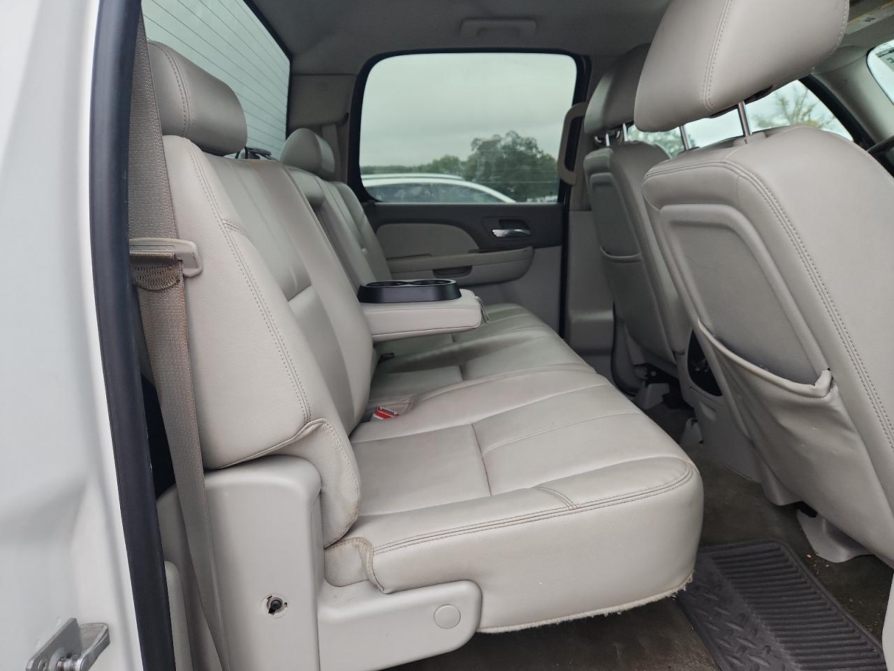 2011 Chevrolet Silverado K1500 Ltz VIN: 3GCPKTE3XBG400613 Lot: 82269565