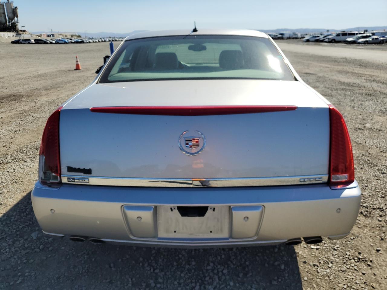 2006 Cadillac Dts VIN: 1G6KD57Y86U199969 Lot: 85951025