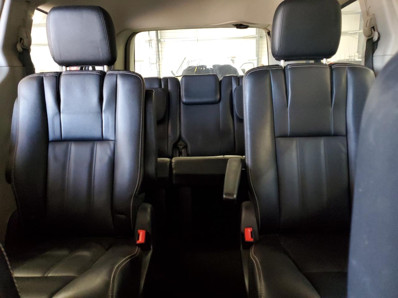 2014 Chrysler Town & Country Touring VIN: 2C4RC1BG7ER156337 Lot: 89827325