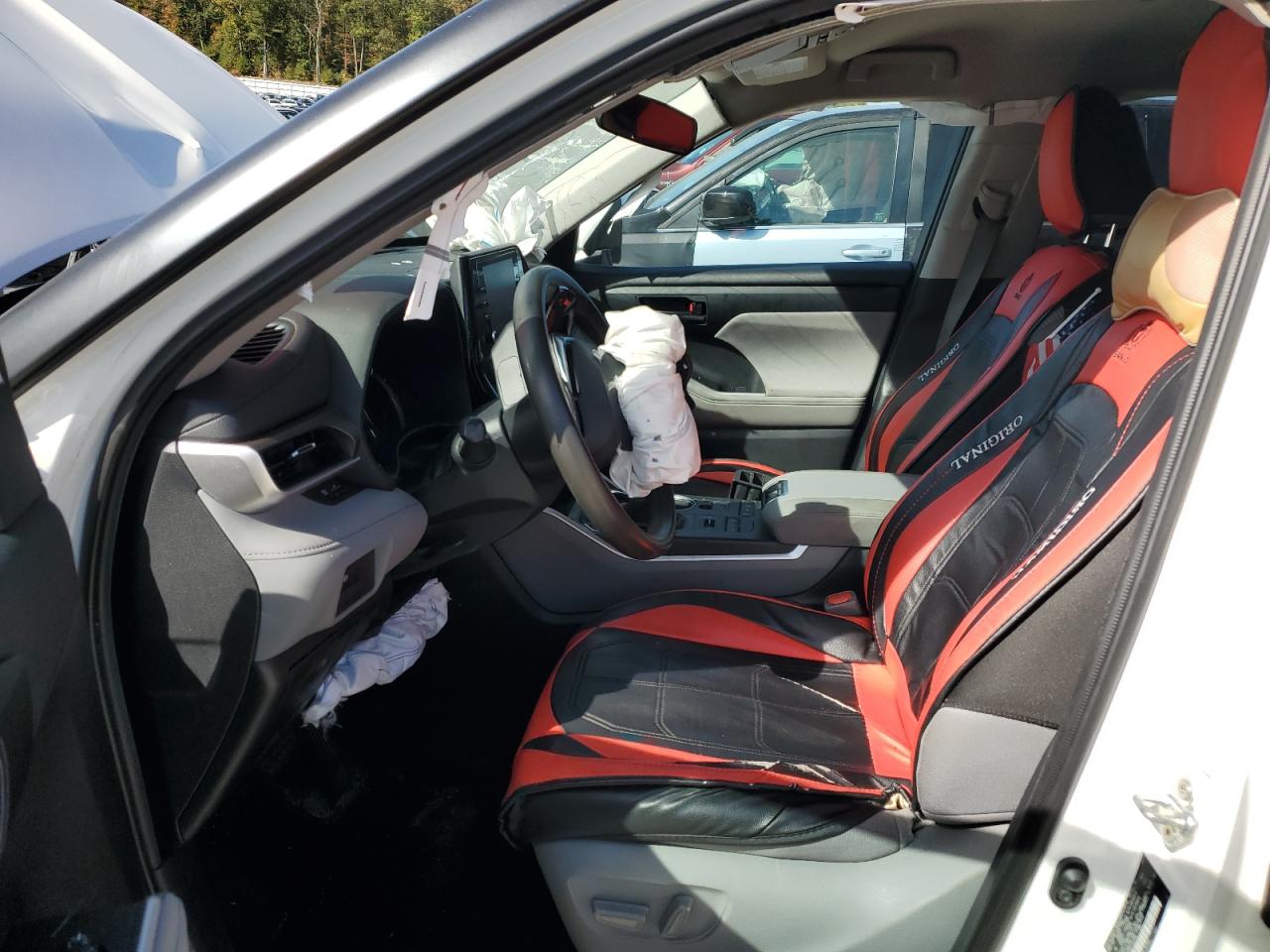 2020 Toyota Highlander L VIN: 5TDCZRBH8LS022792 Lot: 84444255