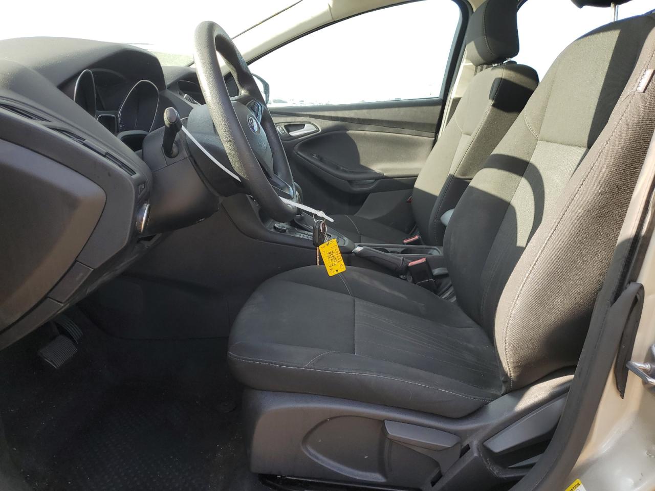 2017 Ford Focus Se VIN: 1FADP3F26HL218886 Lot: 86186125