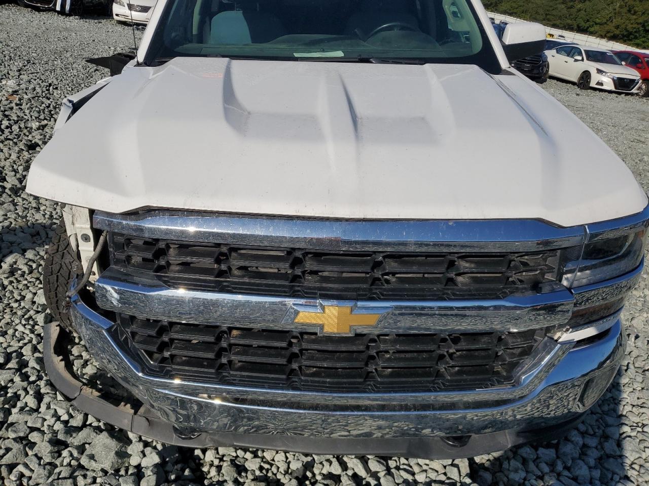 2018 Chevrolet Silverado K1500 Lt VIN: 3GCUKREC9JG609278 Lot: 81902395