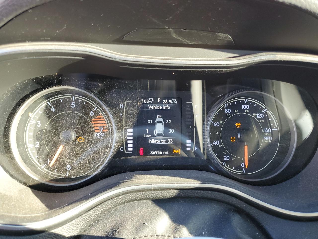 2021 Jeep Cherokee Latitude Plus VIN: 1C4PJLLB1MD192070 Lot: 86456325