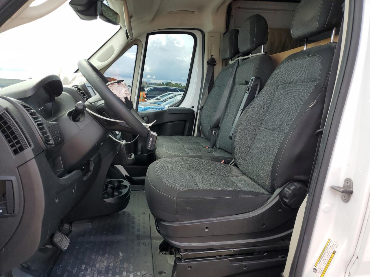 2022 Ram Promaster 2500 2500 High VIN: 3C6LRVCG6NE136115 Lot: 85485255