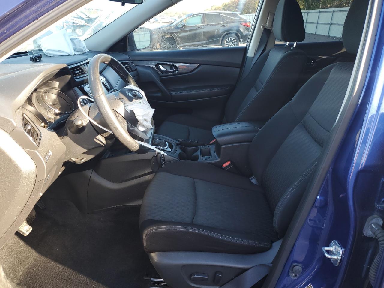 2020 Nissan Rogue S VIN: JN8AT2MV6LW132747 Lot: 84376905