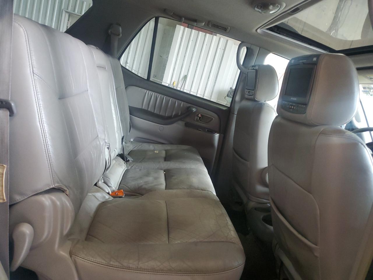 2004 Toyota Sequoia Limited VIN: 5TDZT38A34S230843 Lot: 89505465