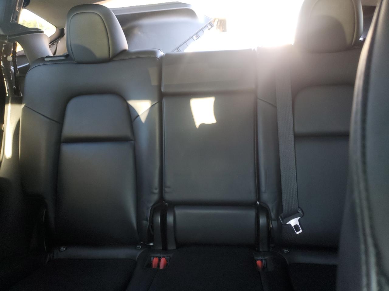 2021 Tesla Model Y VIN: 5YJYGDEE4MF253999 Lot: 85898525