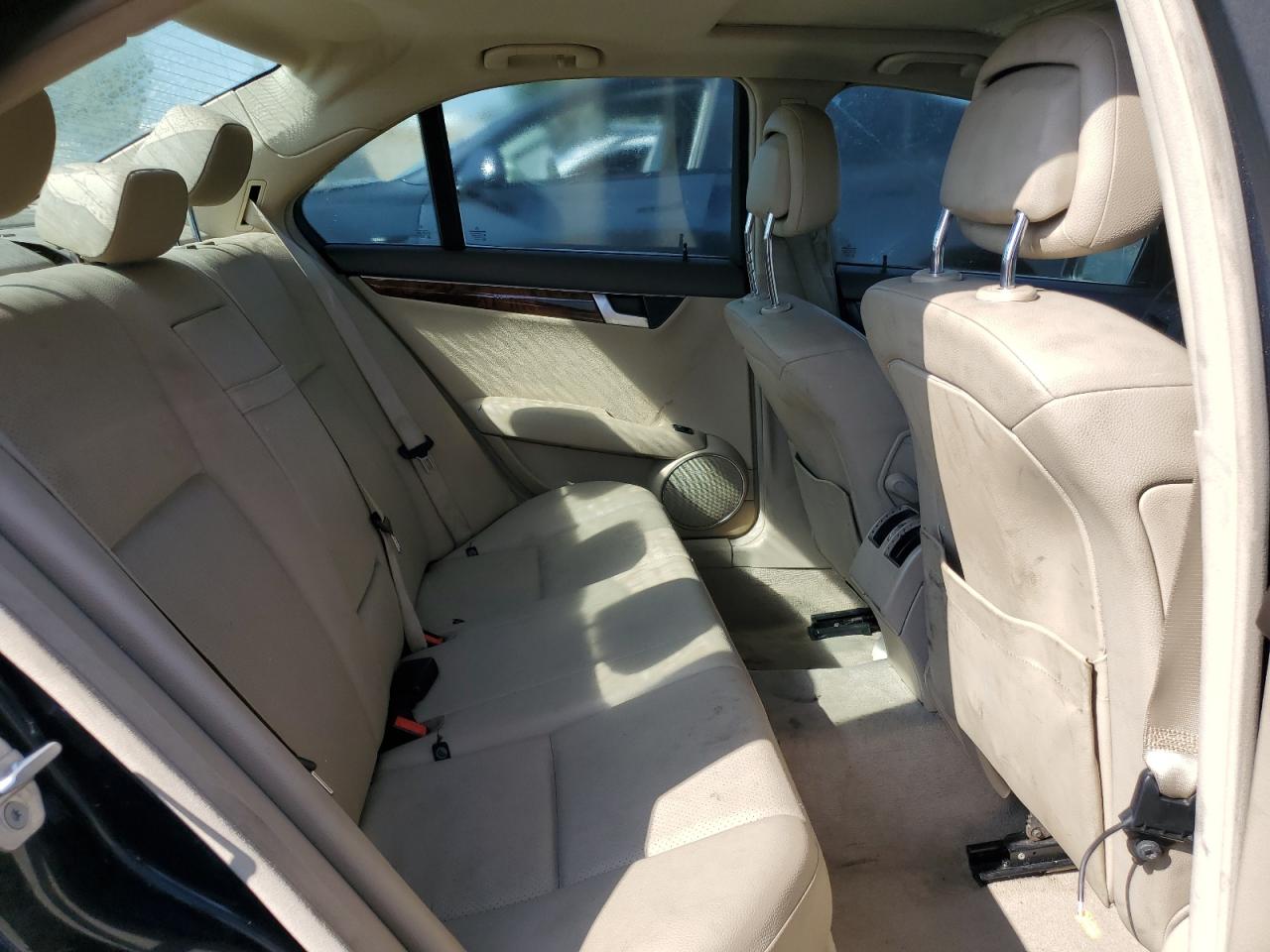 2012 Mercedes-Benz C 250 VIN: WDDGF4HBXCR233965 Lot: 82598215