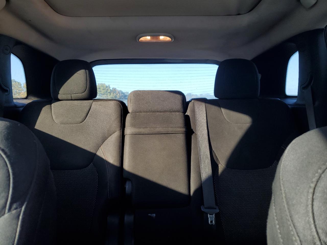 2017 Jeep Cherokee Latitude VIN: 1C4PJLCB2HW510286 Lot: 82512095