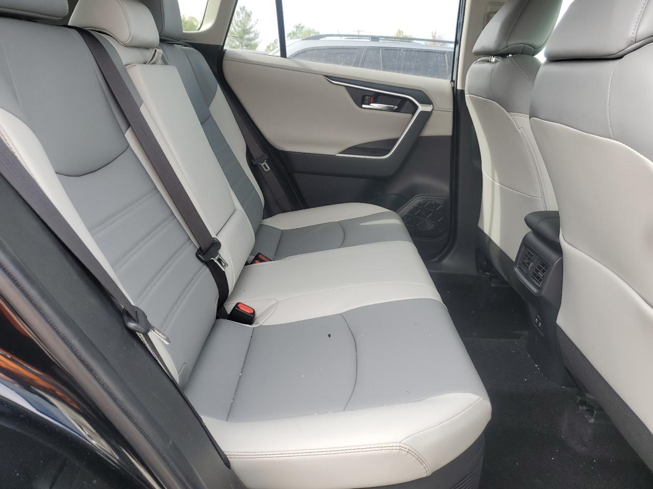 2019 Toyota Rav4 Limited VIN: JTMDWRFV3KD013179 Lot: 82256885