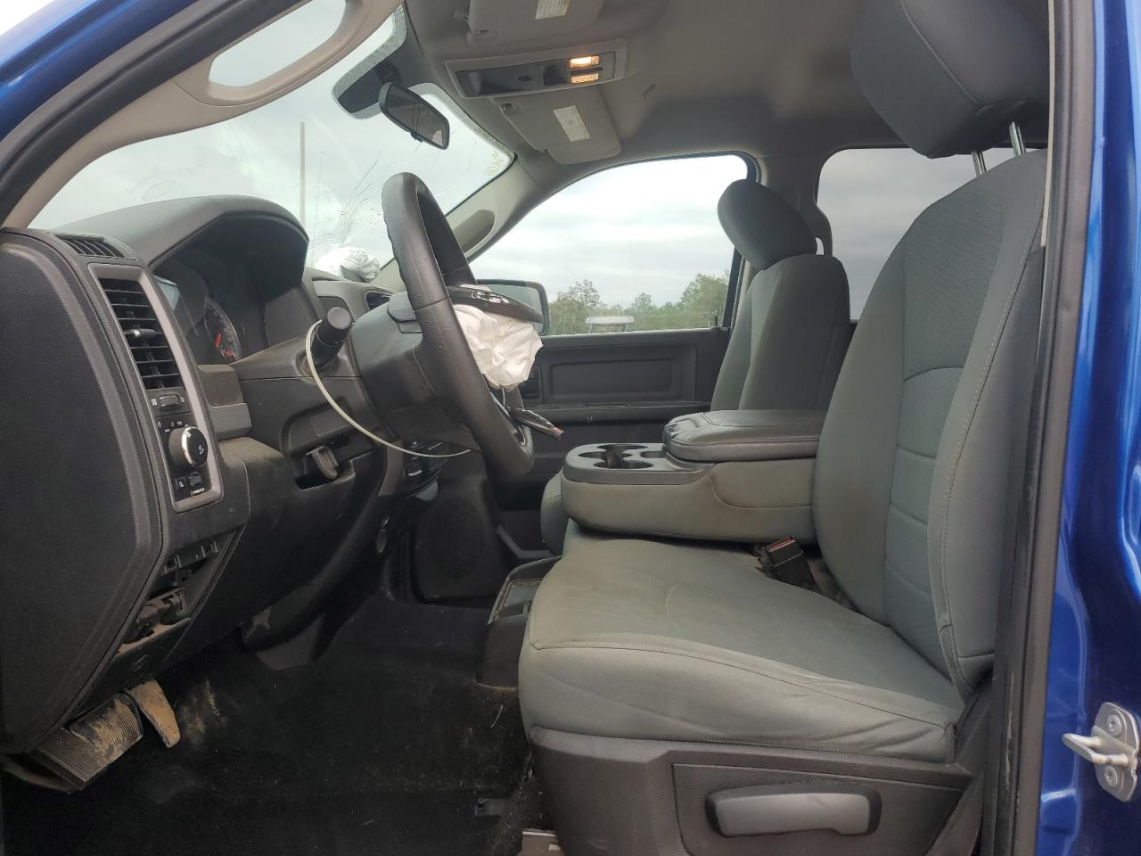 2019 Ram 1500 Classic Tradesman VIN: 1C6RR7KT0KS599395 Lot: 85710325