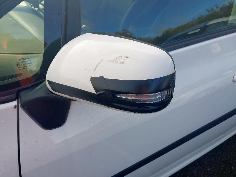 2012 TOYOTA AURIS 1.6 V-MATIC COLOUR COLLECTION 5DR