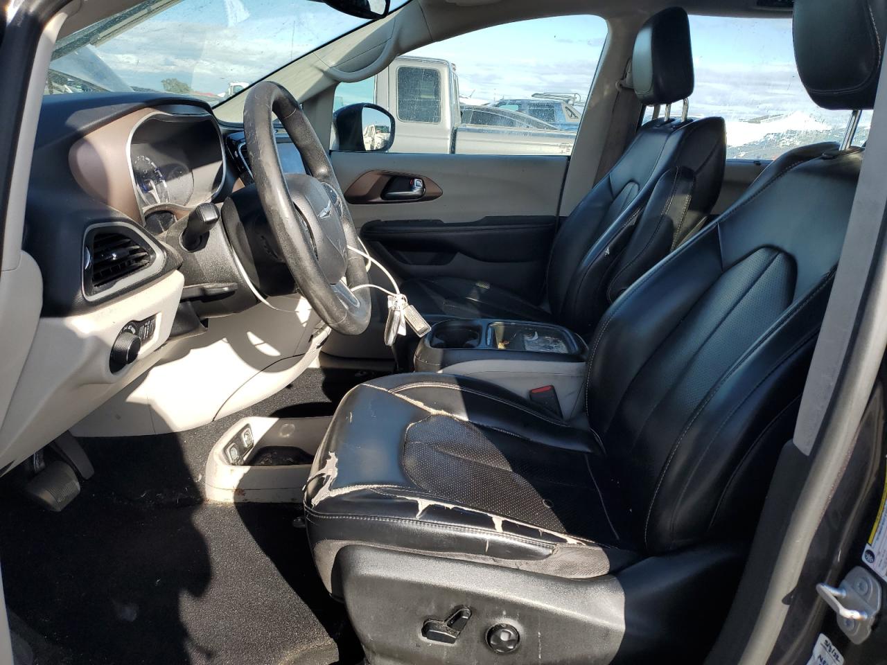 2020 Chrysler Voyager Lxi VIN: 2C4RC1DG2LR262754 Lot: 81158655