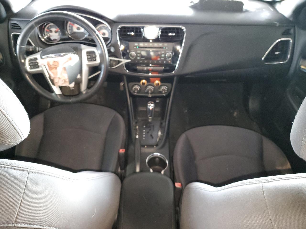 2012 Chrysler 200 Touring VIN: 1C3CCBBB8CN289428 Lot: 82327005