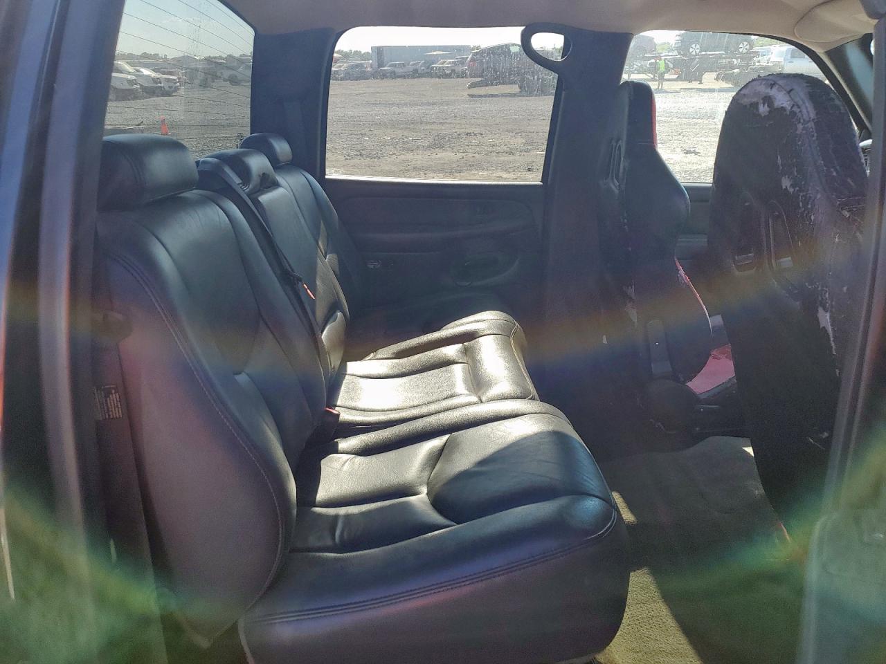 2005 GMC New Sierra C1500 VIN: 2GTEC13T951353941 Lot: 85594215