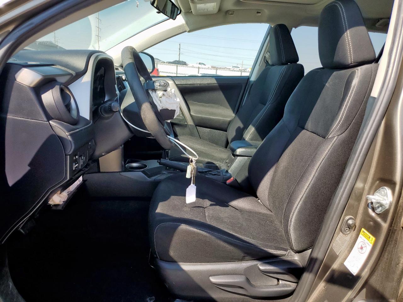 2015 Toyota Rav4 Xle VIN: 2T3RFREV7FW253867 Lot: 85158675