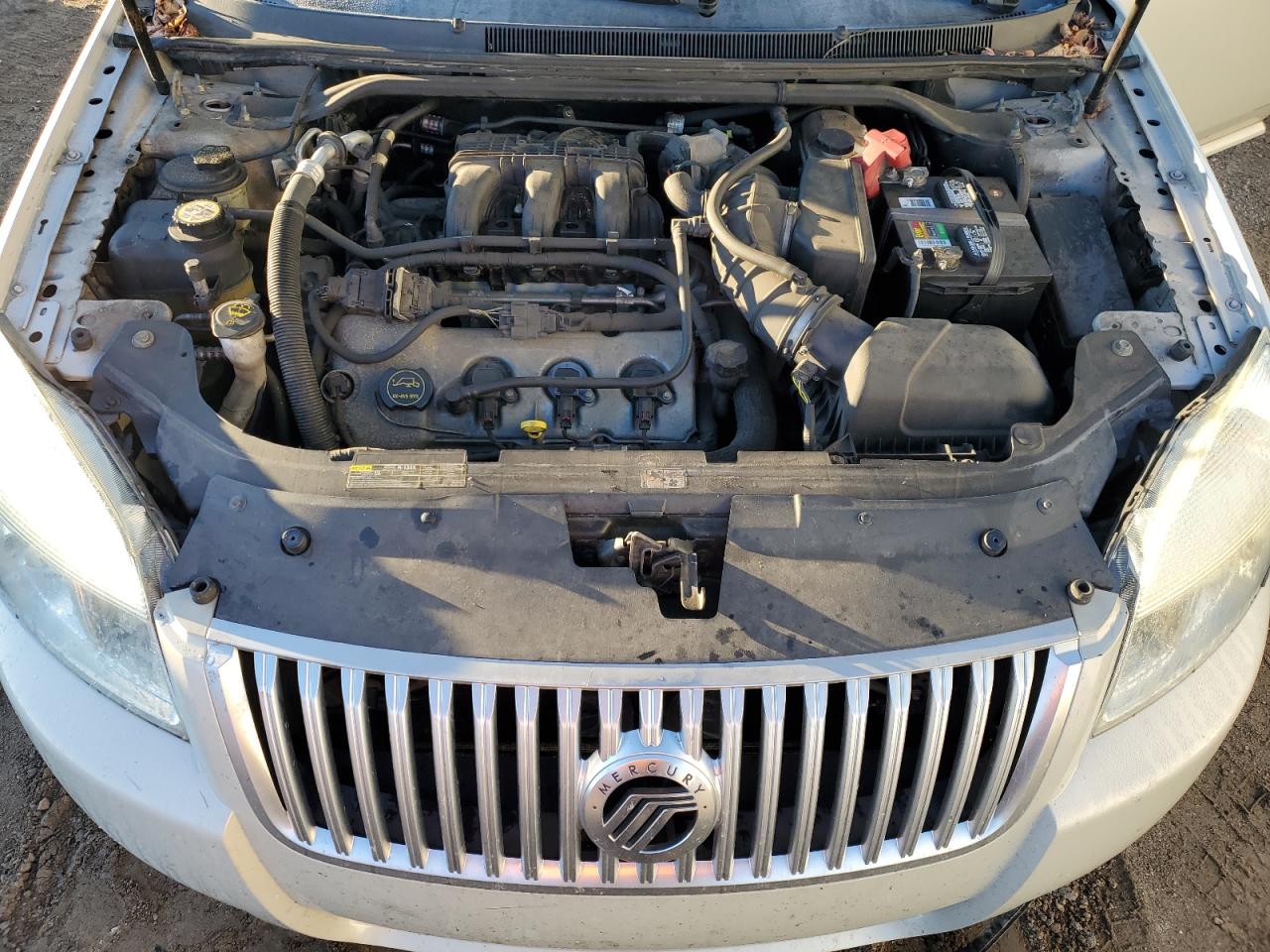 2008 Mercury Sable Luxury VIN: 1MEHM40W38G608096 Lot: 90213035