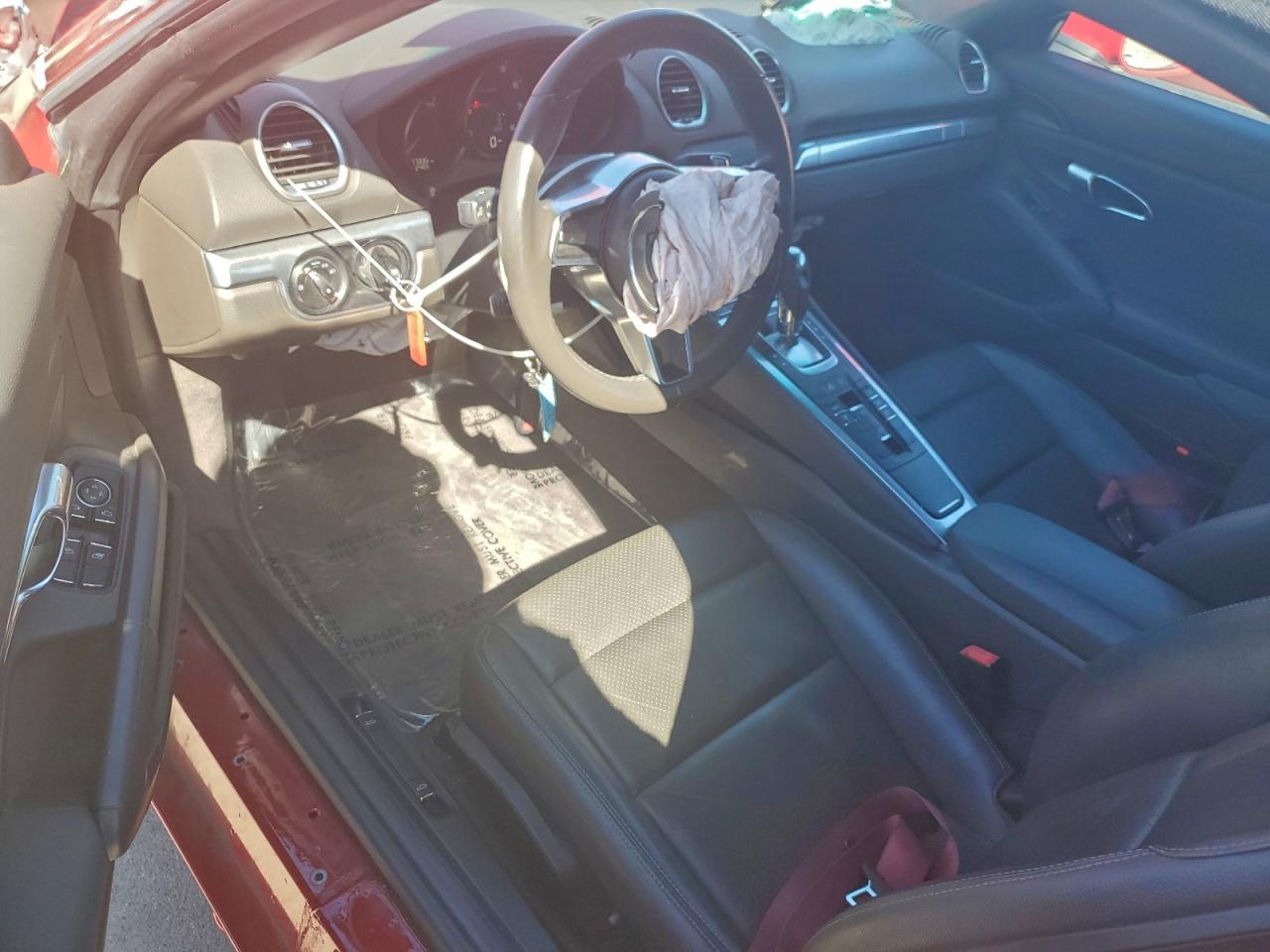 2019 Porsche Boxster Base VIN: WP0CA2A88KS210380 Lot: 90730915