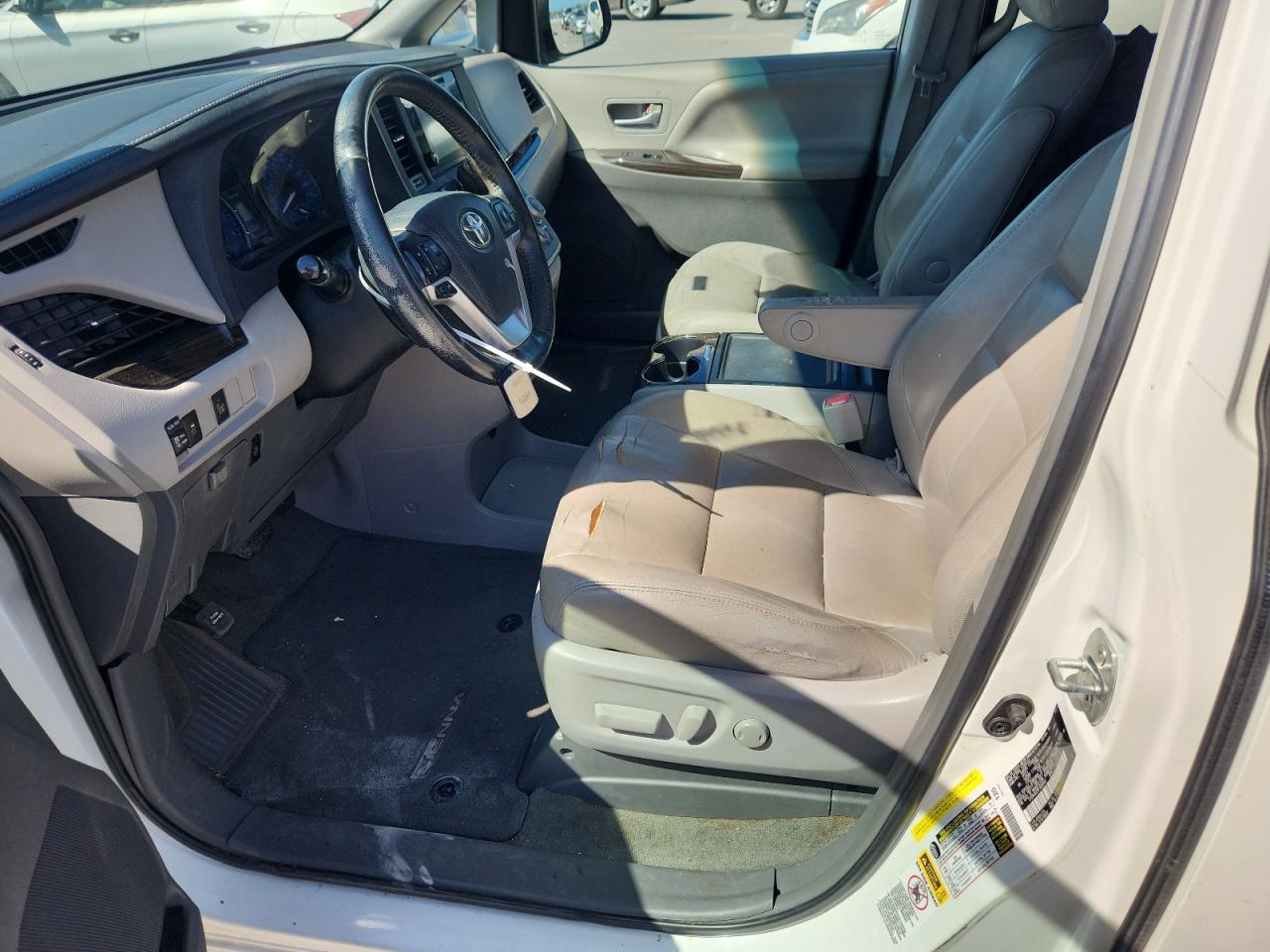 2015 Toyota Sienna Xle VIN: 5TDYK3DC6FS622465 Lot: 87430055