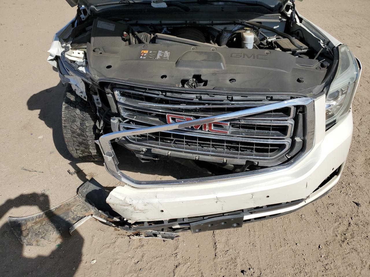 2015 GMC Yukon Xl C1500 Slt VIN: 1GKS1HKC9FR288816 Lot: 85365765