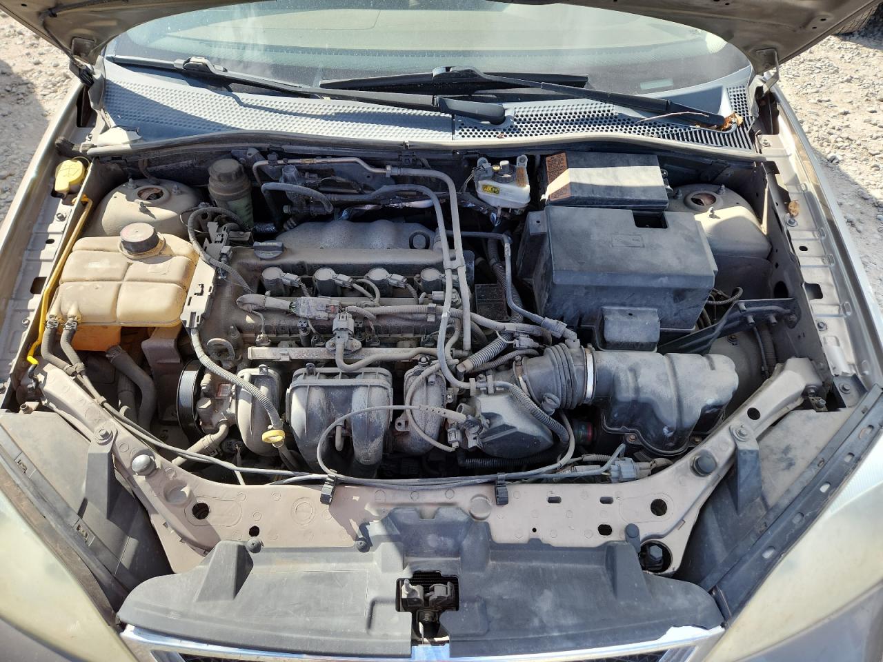 2005 Ford Focus Zx4 VIN: 1FAFP34N85W138425 Lot: 86188915