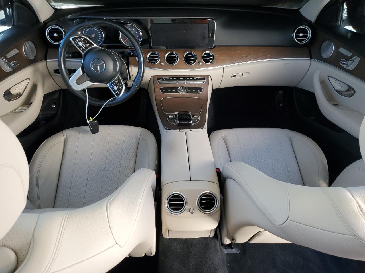 V (W213, S213, C238) V (W213, S213, C238)