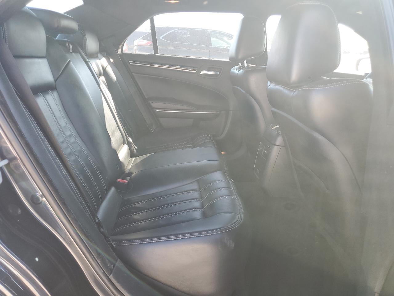 2019 Chrysler 300 S VIN: 2C3CCABG7KH515228 Lot: 90239625