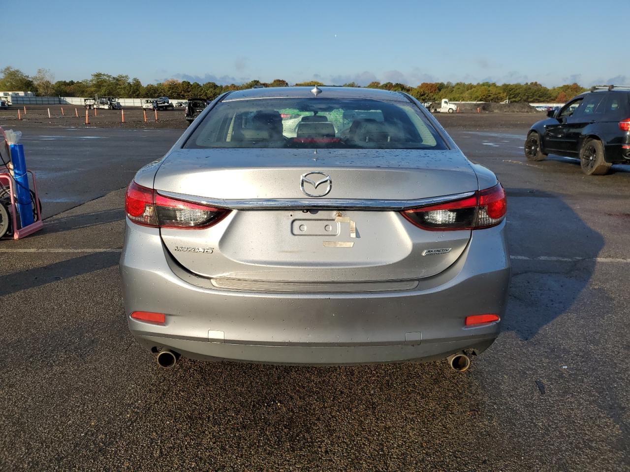 2015 Mazda 6 Touring VIN: JM1GJ1V61F1178047 Lot: 89498425