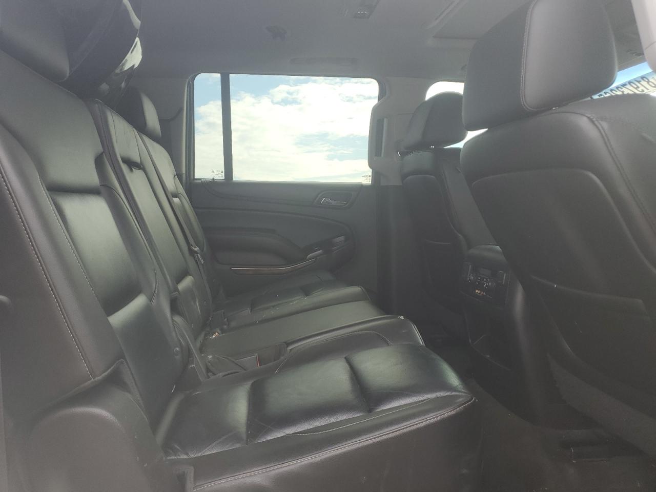 2015 Chevrolet Suburban K1500 Lt VIN: 1GNSKJKC9FR505966 Lot: 81973265