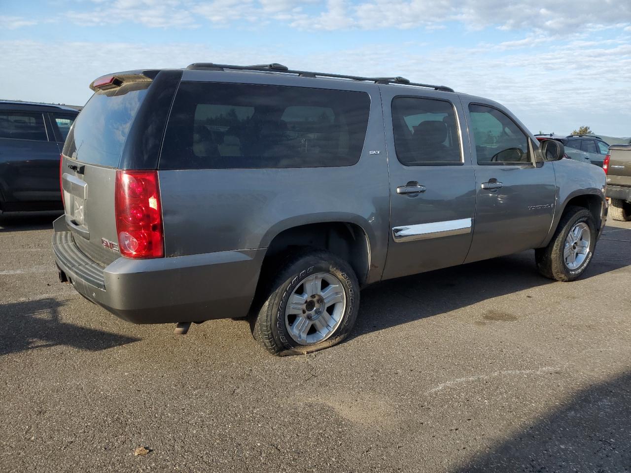 2007 GMC Yukon Xl K1500 VIN: 1GKFK16377J166925 Lot: 85564275