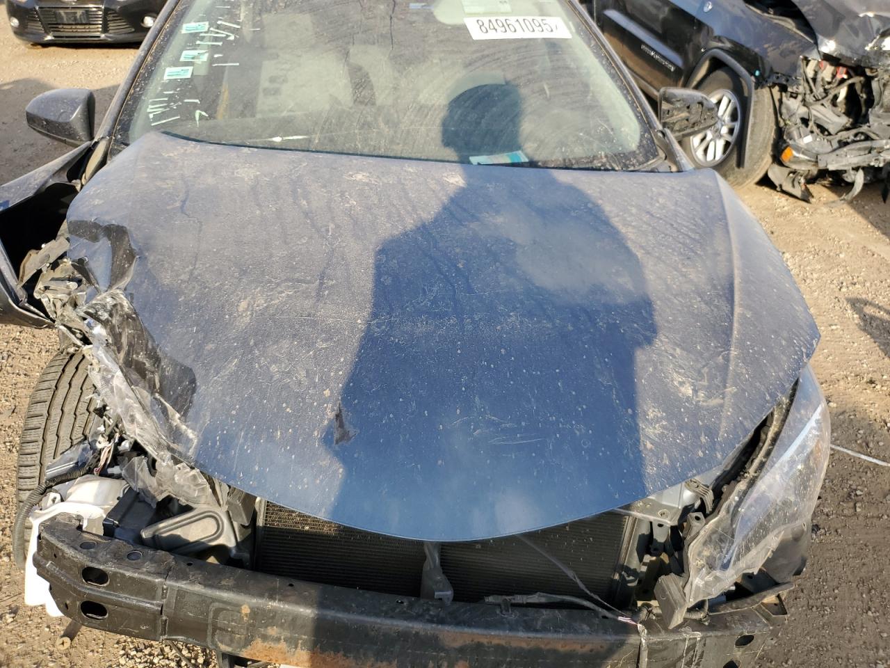 2018 Toyota Corolla L VIN: 2T1BURHE0JC056531 Lot: 84961095