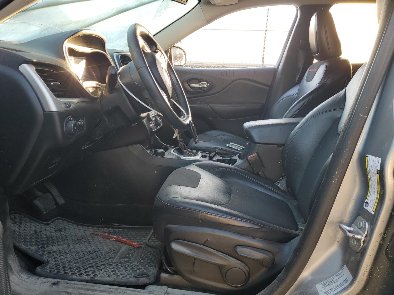 2015 Jeep Cherokee Trailhawk VIN: 1C4PJMBS1FW786351 Lot: 90855055