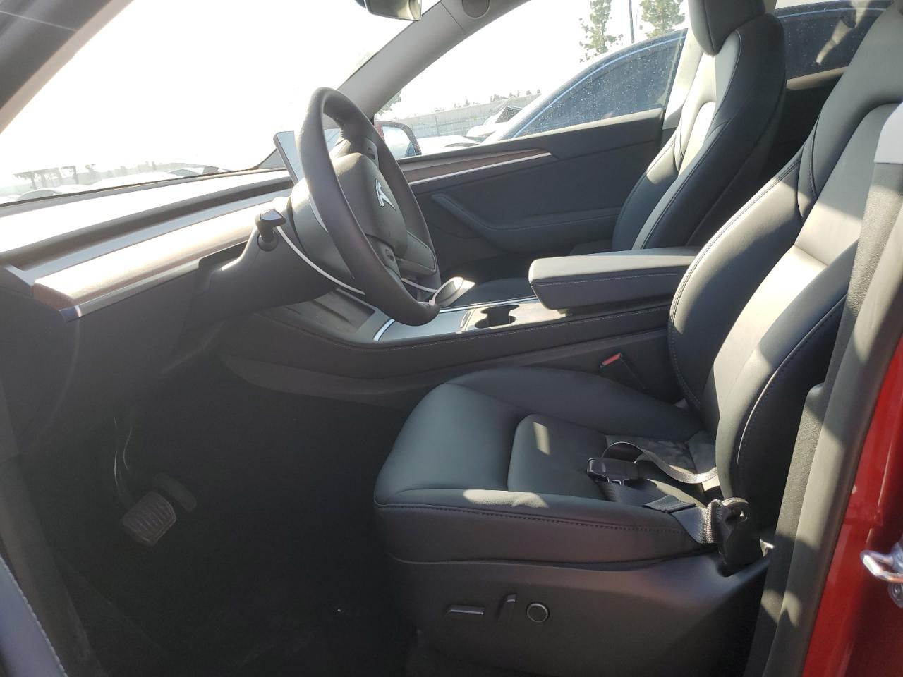 2025 Tesla Model Y VIN: 7SAYGDED9SF317722 Lot: 69481475