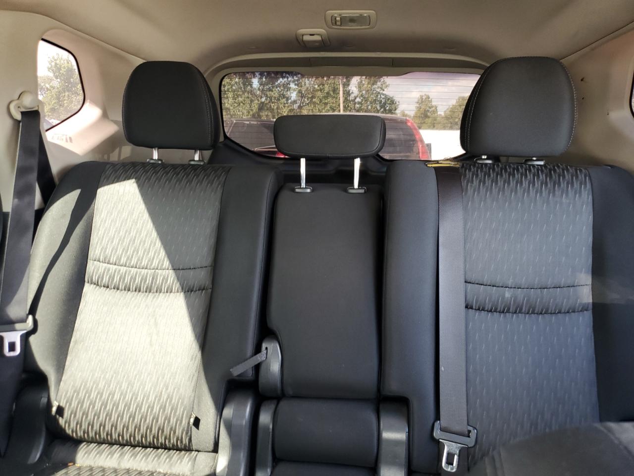 2017 Nissan Rogue S VIN: JN8AT2MV1HW000860 Lot: 82008015