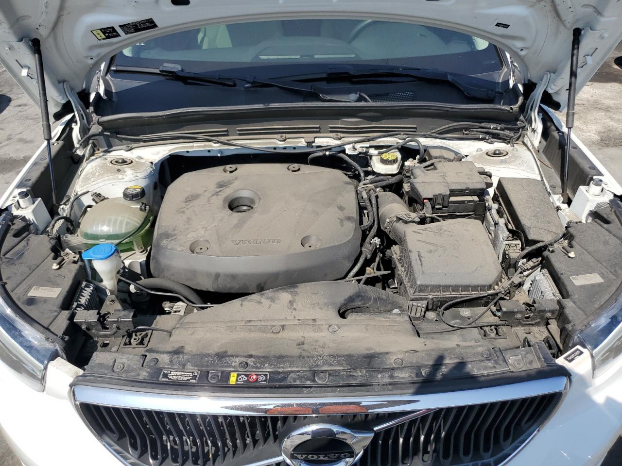 2020 Volvo Xc40 T4 Momentum VIN: YV4AC2HK9L2248251 Lot: 82276615