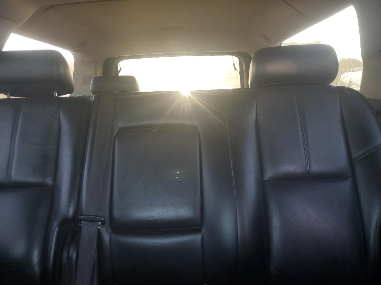 2007 GMC Yukon Xl C1500 VIN: 1GKFC16067J193102 Lot: 85354185