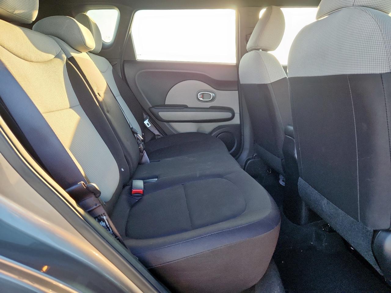 2015 Kia Soul VIN: KNDJN2A26F7236198 Lot: 82321125