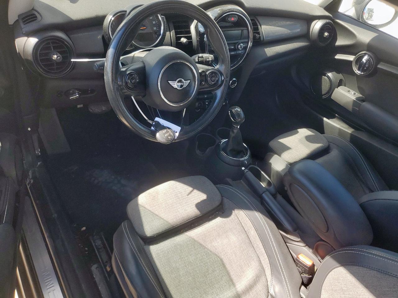 2015 Mini Cooper VIN: WMWXM5C53FT938750 Lot: 85672865