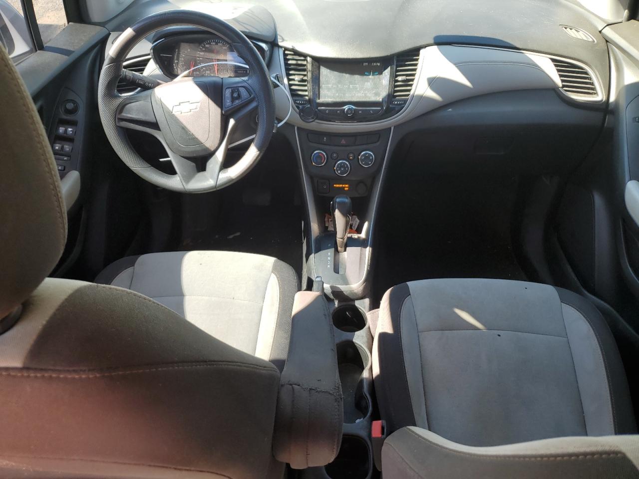 2017 Chevrolet Trax Ls VIN: KL7CJKSB5HB153295 Lot: 82480585