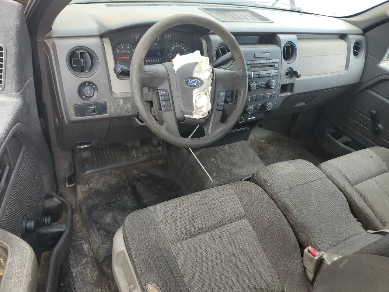 2010 Ford F150 VIN: 1FTPF1CV6AKE27439 Lot: 82313435