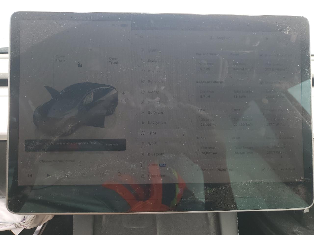 2022 Tesla Model Y VIN: 7SAYGAEEXNF402192 Lot: 82283335